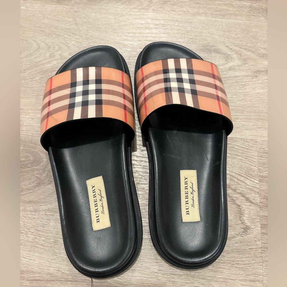 Burberry Women's "ASHMORE" Checkered Sandals Slides - Picture 7 of 7